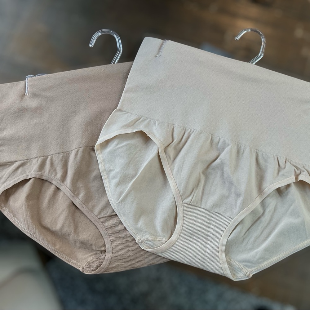 🌸2 pc bundle Shaper Briefs - Picture 7 of 10